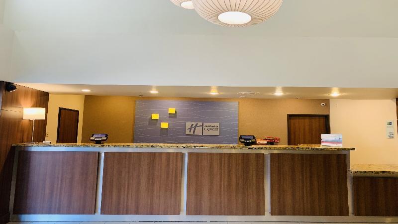 Holiday Express & - Park Central Northeast By Ihg Hotel