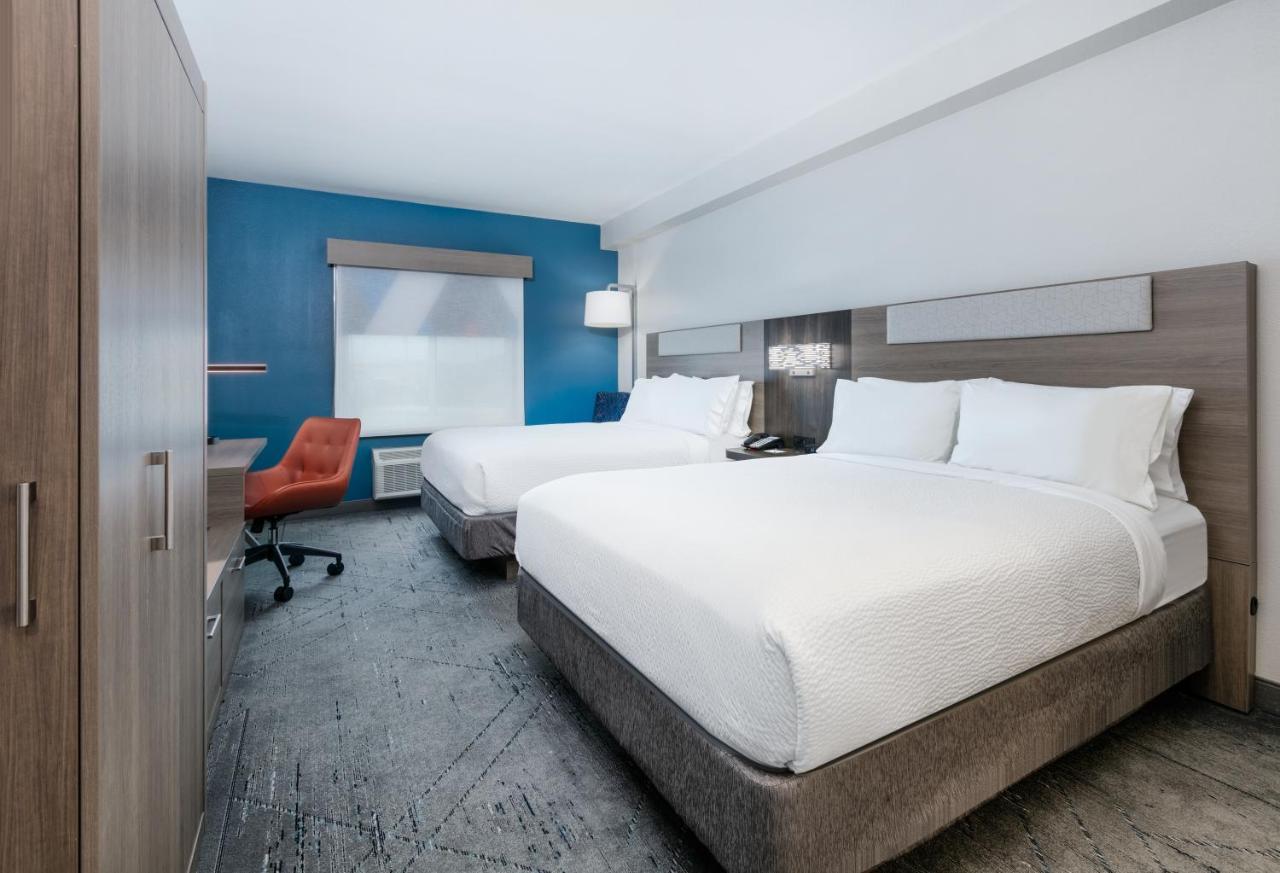 Holiday Express & - Park Central Northeast By Ihg Hotel 3*