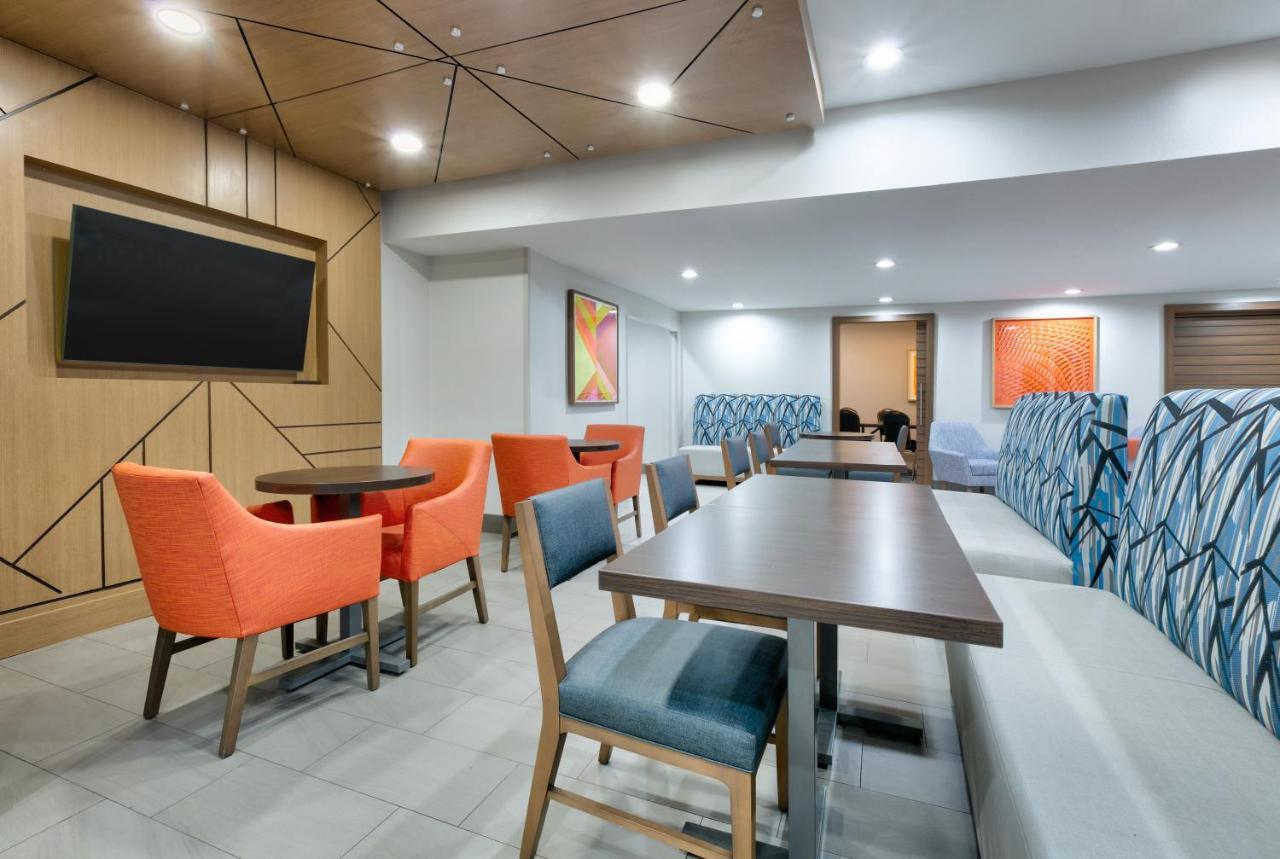 Express & - Park Northeast By Ihg Hotel Dallas