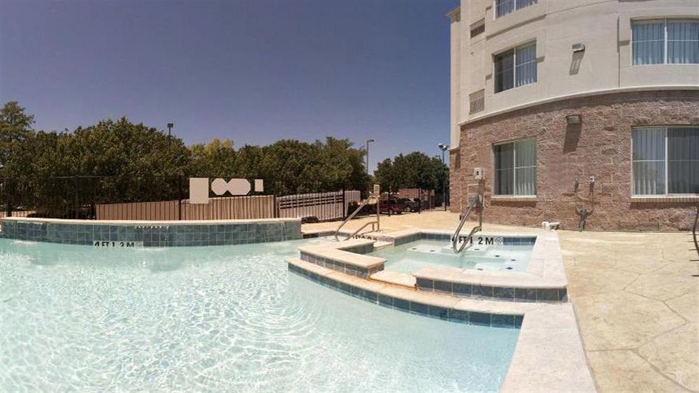 Hotel Holiday Express & - Park Central Northeast By Ihg Dallas