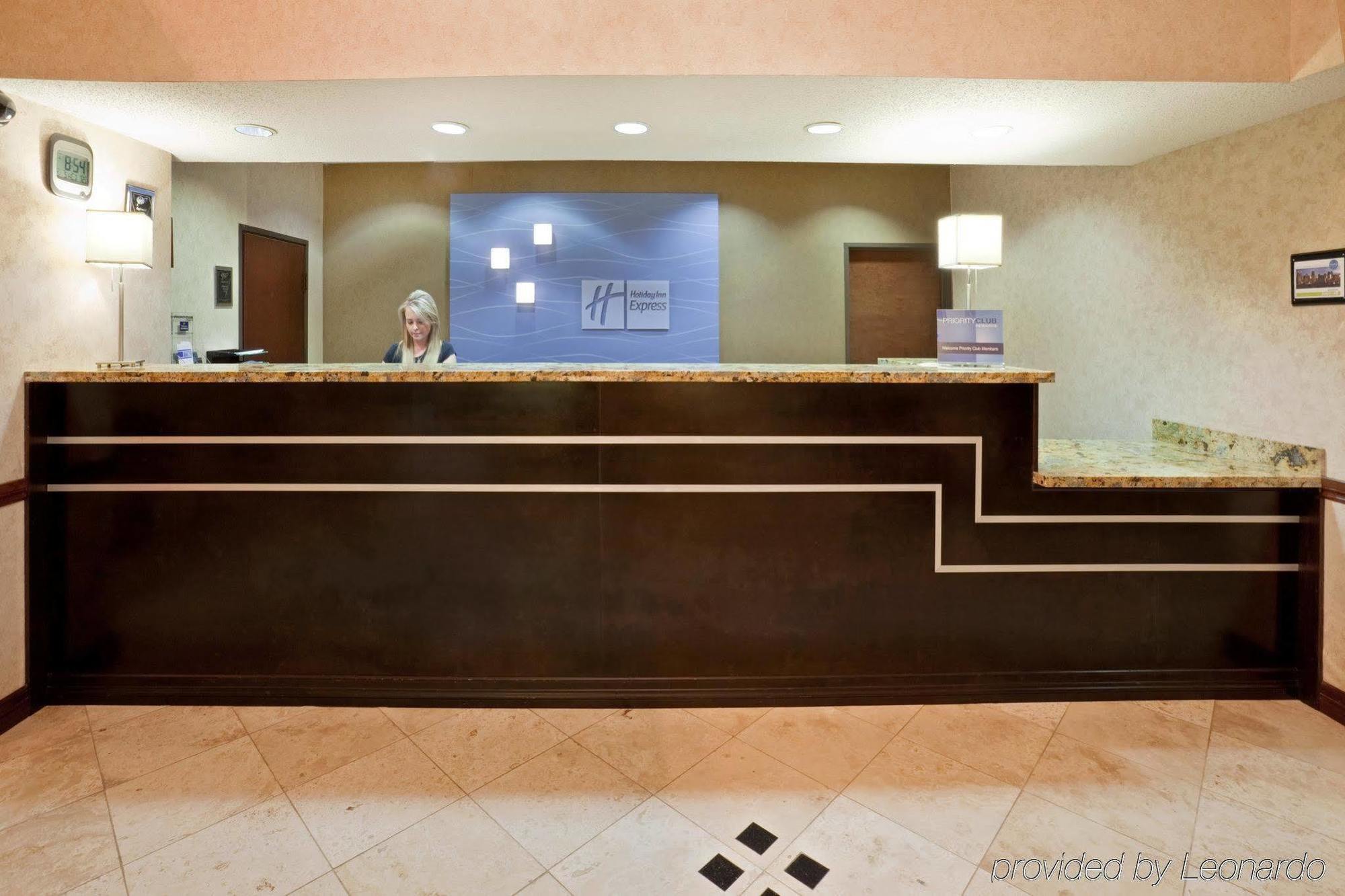 Holiday Express & - Park Central Northeast By Ihg Hotel